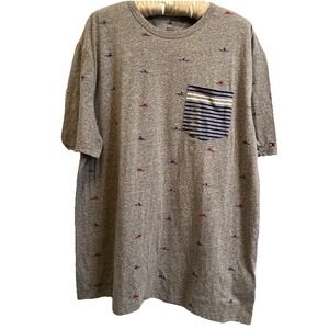 Tommy Hilfiger Men's XL T-Shirt Gray Sharks Swimmers Short Sleeve Stripe Pocket